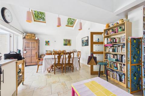 undefined, New Road, Neath SA10