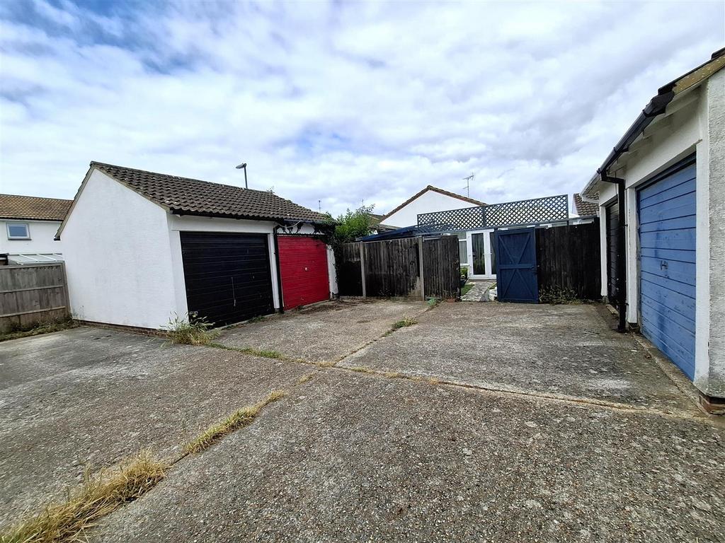 Garages.jpg