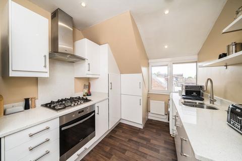 1 bedroom flat for sale, Palace Road, London SW2