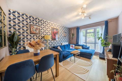 Flat 1, Weymouth Court, 55 - 57 Upper Tulse Hill, London, SW2 2SH
