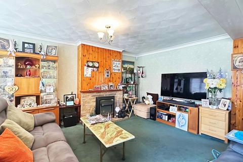 3 bedroom semi-detached house for sale, Patterdale Road, Dartford DA2