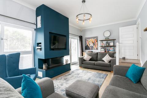2 High Ridge, Hythe, CT21 5TE