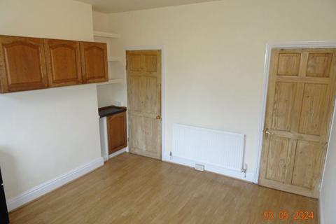 3 bedroom terraced house to rent, Nairn Street, Crookes, S10 1UL