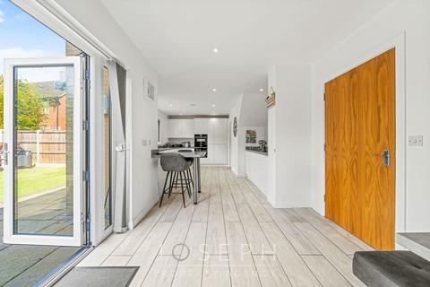 17 Cranberry Square, Ipswich, IP3 9GT