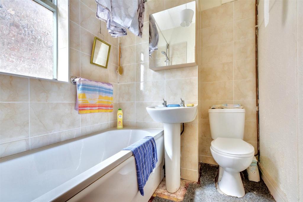 Bathroom.jpeg