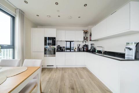 2 bedroom flat for sale, Lakeside Drive, Park Royal, London, NW10