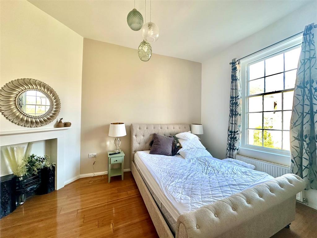 Bedroom.jpg
