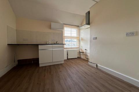 1 bedroom flat to rent, Chichele Road, London, NW2