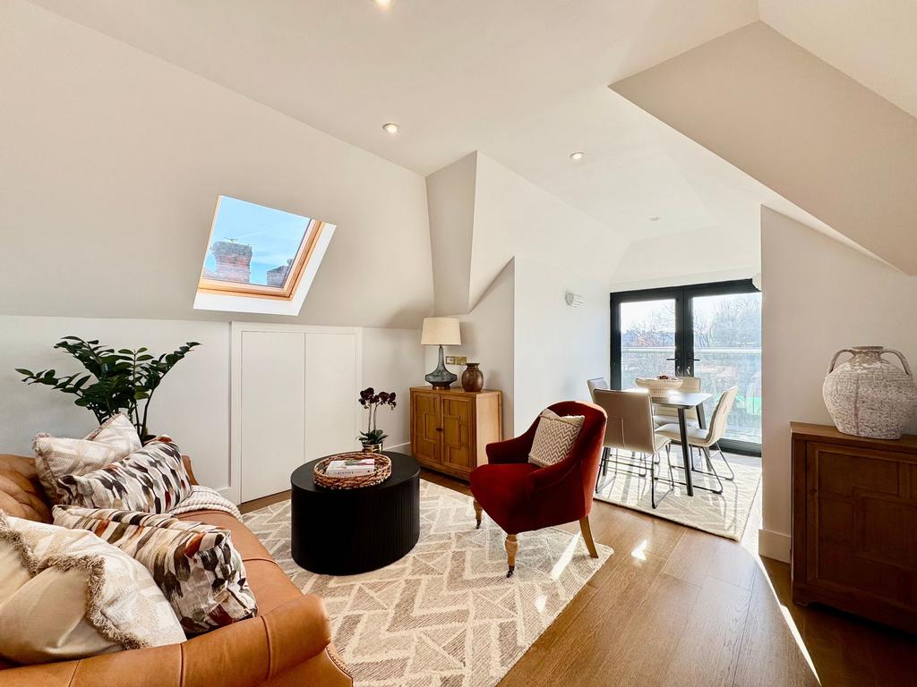 Open plan kitchen/lounge/dining area