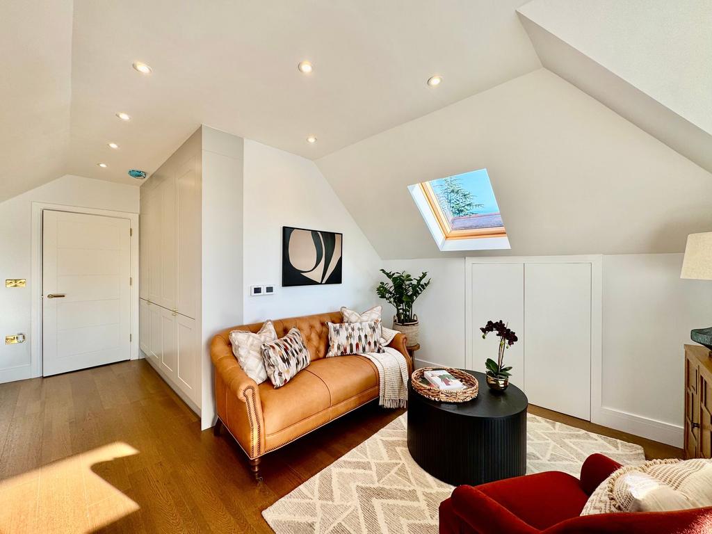 Open plan kitchen/lounge/dining area