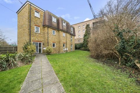 2 Boundary Close, Kingston Upon Thames, KT1 3PE