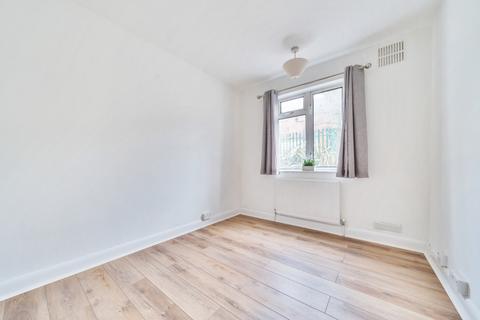 2 Boundary Close, Kingston Upon Thames, KT1 3PE