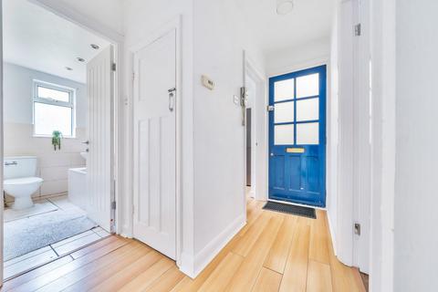 2 Boundary Close, Kingston Upon Thames, KT1 3PE