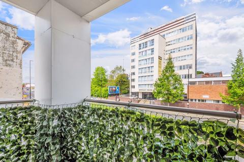 2 bedroom flat for sale, High Street, Futura Apartments, HA8