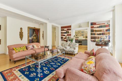 2 bedroom apartment for sale, Weymouth Street, London, W1W