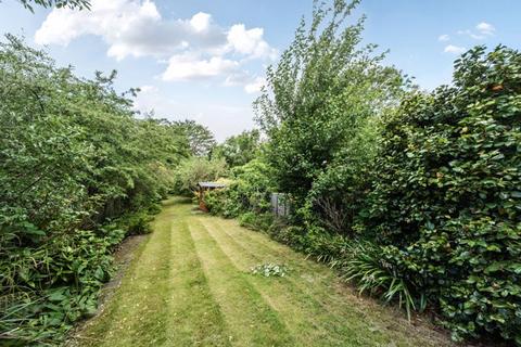 3 bedroom semi-detached house for sale, Downhurst Avenue, London, NW7
