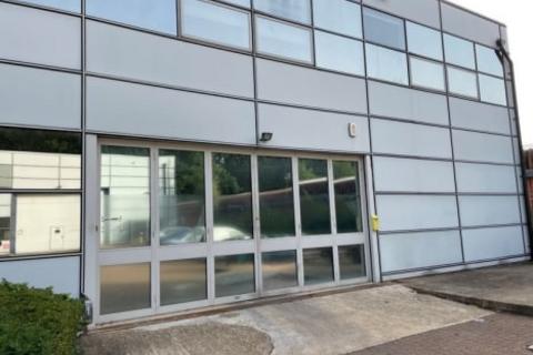 Research & development facility to rent, Mark Rd Hemel Hempstead HP2 7BN