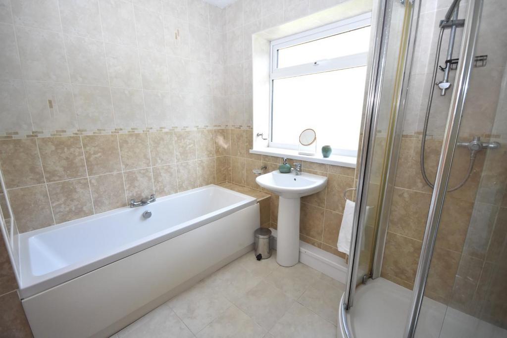 Bathroom.JPG