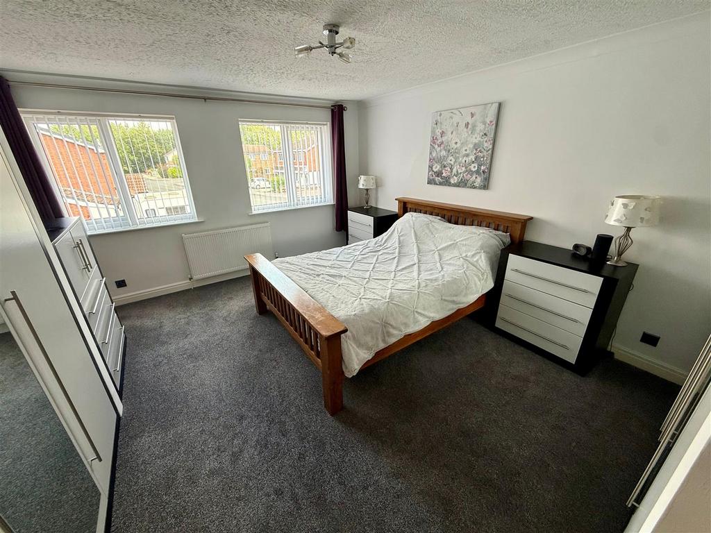BC76 Bed1.jpg