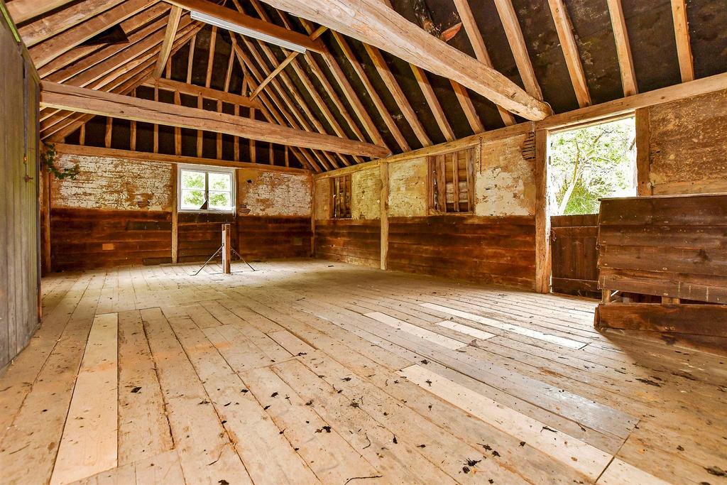 Workshop/Outbuildings