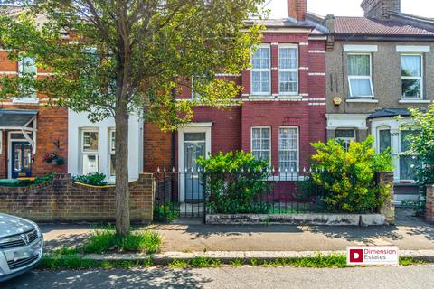 4 bedroom terraced house to rent, Janson Road, Stratford, London, E15