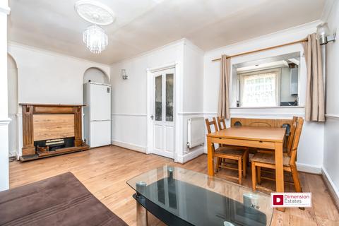 4 bedroom terraced house to rent, Janson Road, Stratford, London, E15
