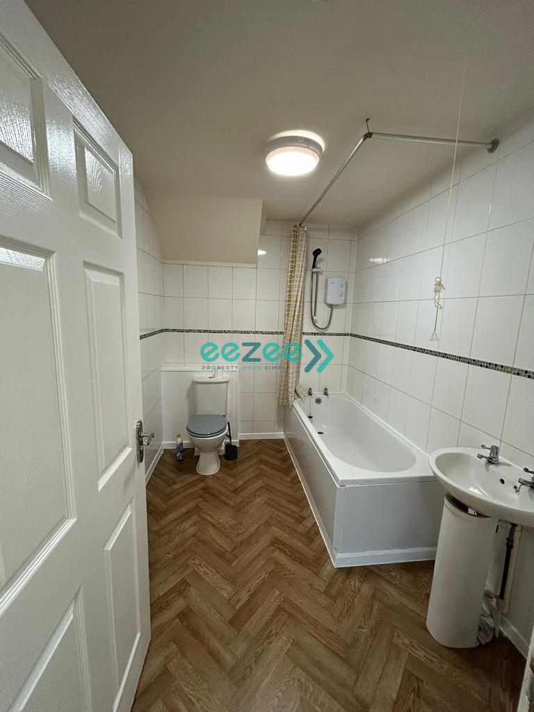 Bathroom.jpeg