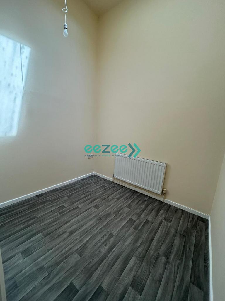 Bedroom 1.jpeg