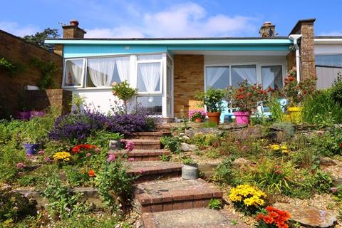 2 bedroom bungalow for sale, 22 Mynydd Isaf, Aberdovey