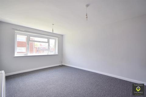 2 bedroom maisonette to rent, Hendingham Close, Tuffley, Gloucester