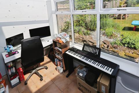 3 bedroom semi-detached house for sale, Flynt Avenue, Coventry, CV5