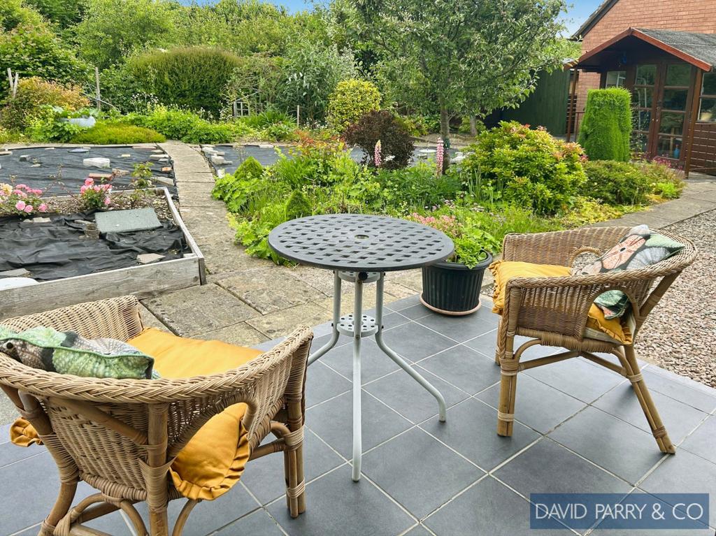3 bedroom detached bungalow