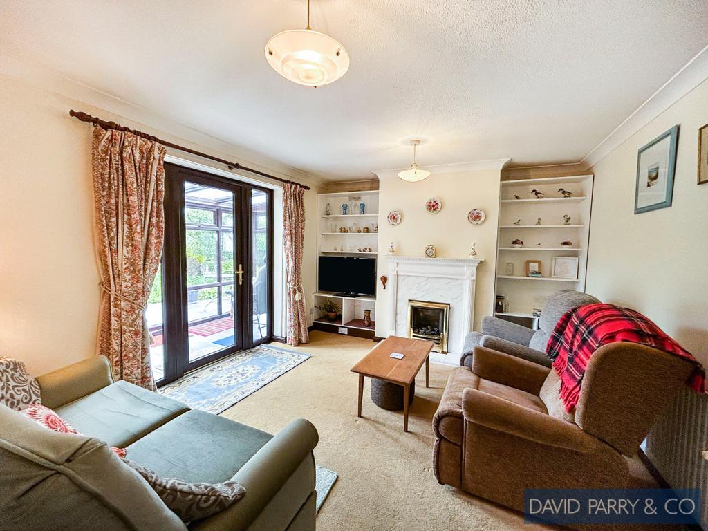 3 bedroom detached bungalow