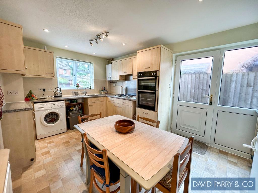 3 bedroom detached bungalow