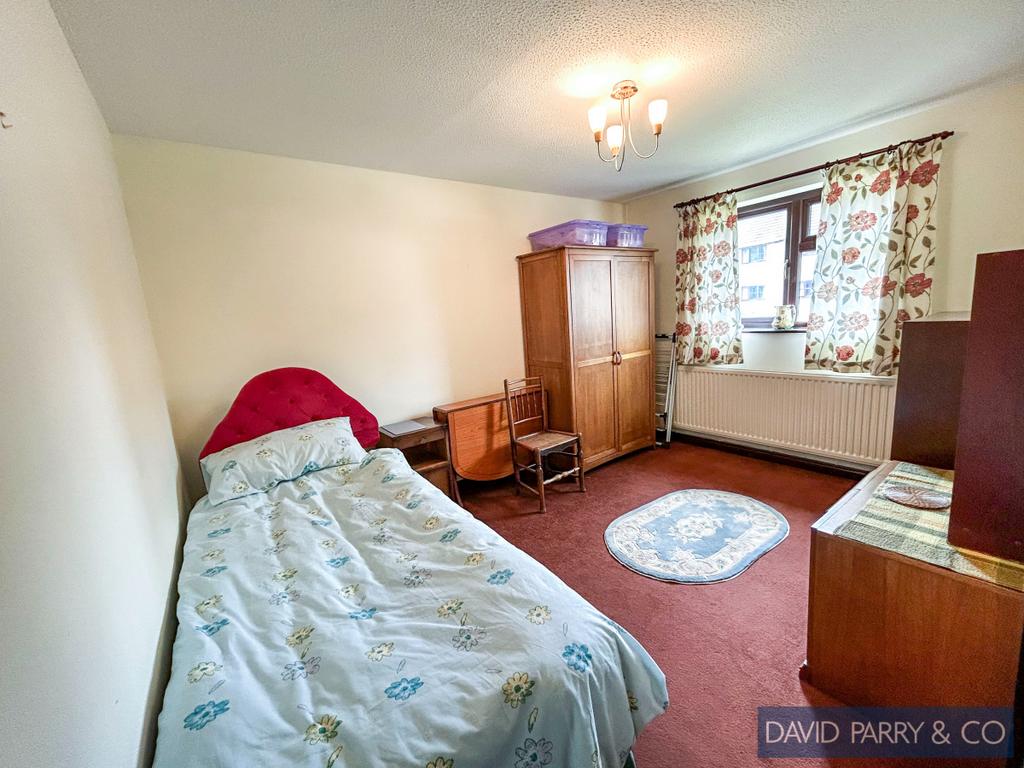3 bedroom detached bungalow