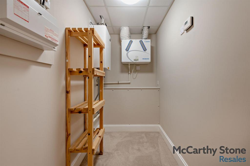 8667783-interior06-800.jpg