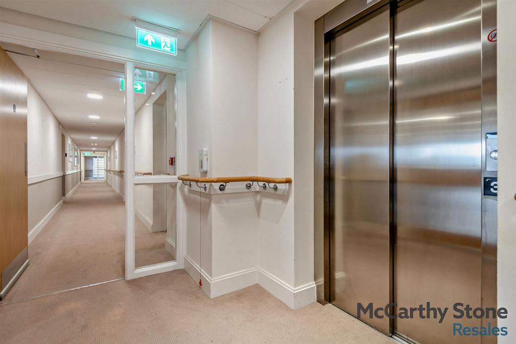 8667783-interior16-800.jpg