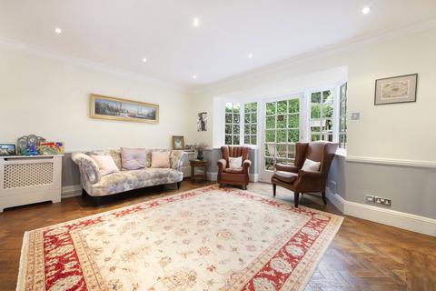 4 bedroom semi-detached house for sale, Ossulton Way, London