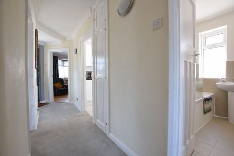 3 bedroom detached bungalow for sale, Hillside Crescent, Holland-on-Sea