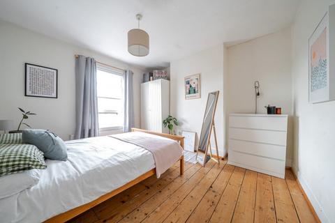 26c Jelf Road, London, SW2 1BJ