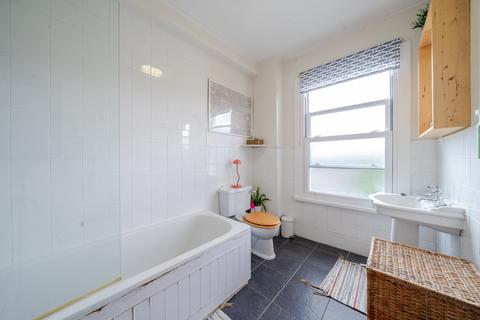 26c Jelf Road, London, SW2 1BJ