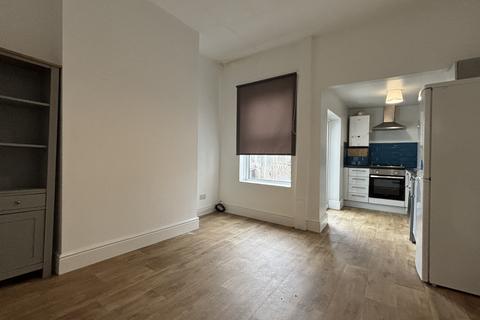 3 bedroom terraced house to rent, Marion Road, Sheffield S6