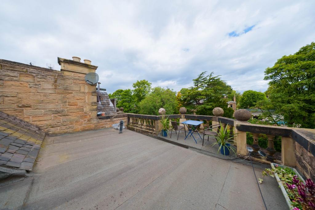 Private Roof Terrace