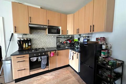 1 bedroom flat for sale, Catford Hill, London, SE6