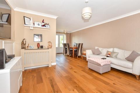 3 bedroom end of terrace house for sale, Holywell Avenue, Folkestone, Kent
