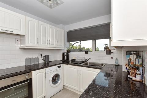 3 bedroom end of terrace house for sale, Holywell Avenue, Folkestone, Kent