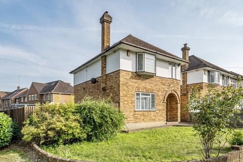 Wentworth Drive, Pinner
