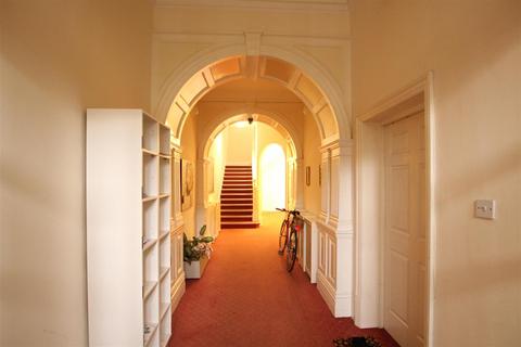 1 bedroom flat to rent, Clarendon Park Road, Leicester