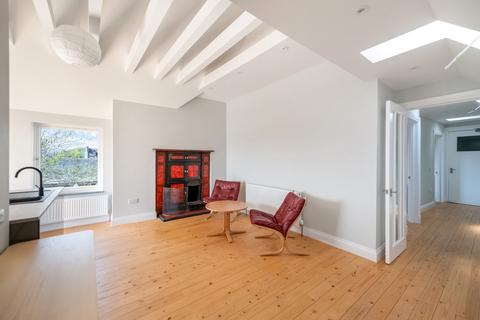 21b High Street, Crieff, PH7 3HU