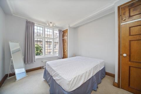 2 bedroom apartment to rent, Queen Court, Queen Square, Bloomsbury, WC1N